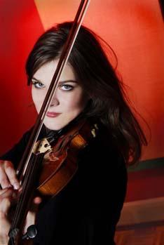 Marlene Hemmer viool Marlene Hemmer, geboren in 1981, begon op vijfjarige leeftijd met vioolspelen.