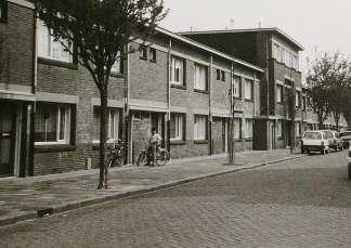 Korte Tuinstraat nr Overman, Gerardus B. 05-09-897, 's-hertogenbosch sigarenmaker Bechtold, Geertruda L.T. Muntelplein 33 's-hertogenbosch 0-08-923 29--927 's-hertogenbosch Twaalfm.