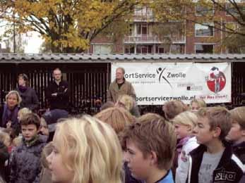 De bestaande school wordt omgebouwd tot een multifunctioneel gebouw waarin onder andere een peuterspeelzaal, kinderopvang (0-12 jaar) en naschoolse activiteiten te vinden zijn.