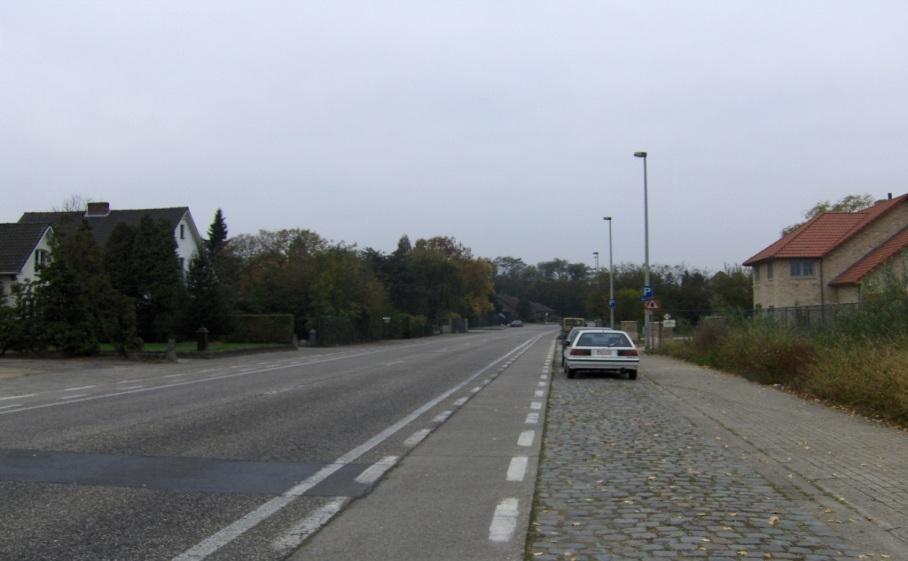 5. ONTWERPPRINCIPES Parkeren personenwagens: BIBEKO (binnen bebouwde kom): langsparkeren, verhoogd tov de rijweg, breedte = 2.