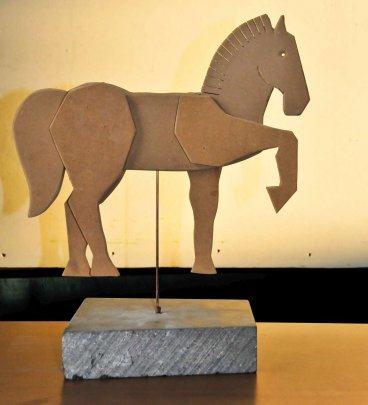 Trojaans paard in Edugo De Brug inspireert een schitterend klas- en vakoverstijgend project Het paard van Troje heeft