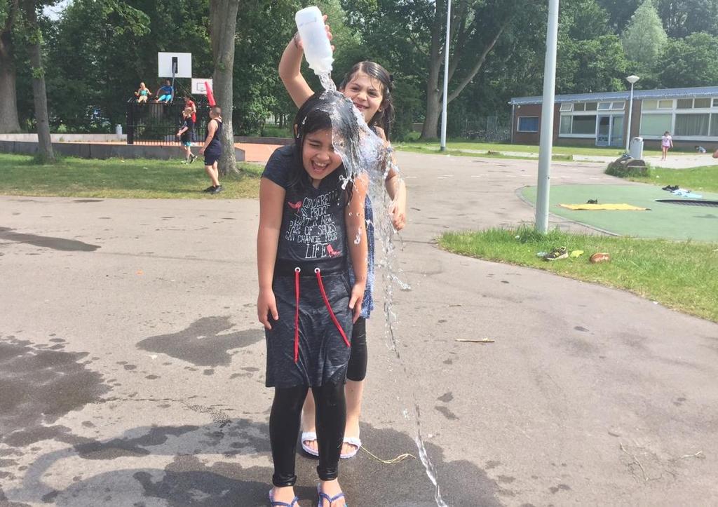 NUMMER 10 2016-2017 NUMMER 18 2016-2017 20 juni januari 2017 2017 NIEUWSBRIEF Welkom op Jenaplanschool Atlantis WATERPRET Vakanties Pinksteren 5 juni 2016 Junivakantie 19 23 juni Zomervakantie start