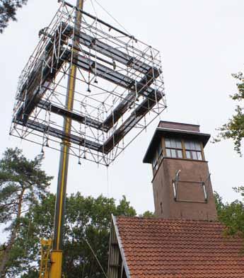 Torensteiger Jachthuis op zware muurconsoles Een bijzonder project is uitgevoerd op het Landgoed Gorp en Rovert tussen Tilburg (NL) en Turnhout (B).