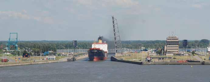 Ketenbenadering: overeenkomsten en werkafspraken Schepen vlotter naar havens Wachttijden van schepen terugdringen en de nautische veiligheid vergroten.