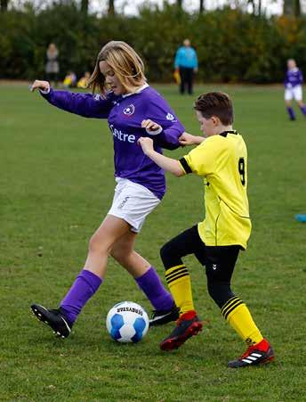 ST EGS JO13-3M - Boekel Sport JO13-3M (Bas Janssen) Goeden dag allemaal, daar zijn we weer. Na een echt goeie wedstrijd van vorige week willen we deze lijn doorzetten.