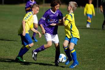 ST EGS JO13-1 - DAW Schaijk JO13-1G Eenvoudige winst JO13-1 (Anton Gerrits ) Na een stroef begin van EGS zijde kwamen we na 15 minten beter in de wedstrijd.