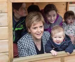 Who cares in Scotland Ontmoeting met de Schotse beweging van jongeren én volwassenen met zorg-ervaring: Who Cares Scotland.