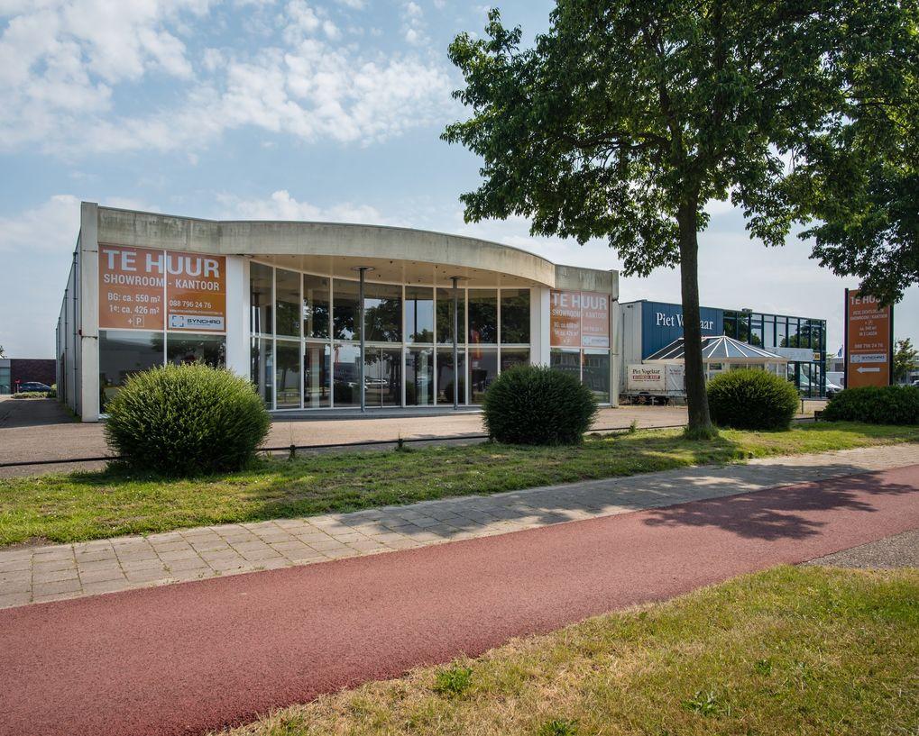 Te huur Moderne showroom-/kantoorruimte in 2 bouwlagen op A1 zichtlocatie GOES Livingstoneweg 46 Huurprijs 3.