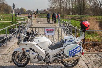 het goedgekeurd personeelskader bedraagt 96 operationele personeelsleden en 21 administratieve en logistieke medewerkers (Calog).