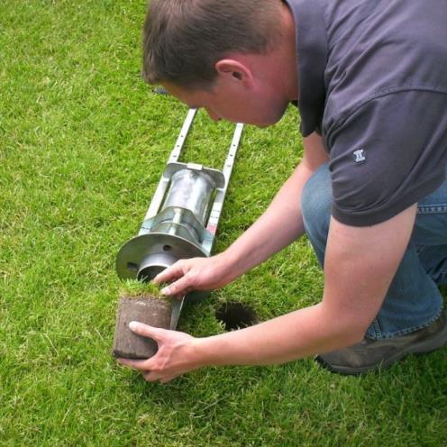 Zone Macrorelief Microrelief Speelschade Overige schade Stabiliteit Bedekking Sportveldgrassen Straatgras Overige grassen Onkruiden Beworteling gem. Beworteling max.