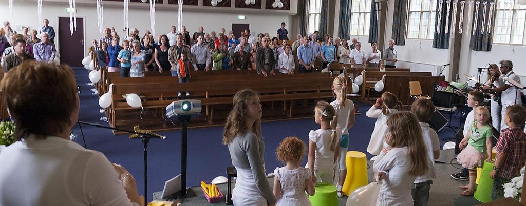 Wie zijn wij? De Baptistengemeente Parkkerk Leeuwarden is een warme gemeente waarin Jezus Christus centraal staat en we oog hebben voor elkaar.