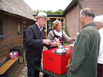 Maar in zwembad de Koekoek starten ook extra zwemlessen voor kinderen van nieuwkomers van 6 tot 12 jarigen en 12 tot 21 jarigen.