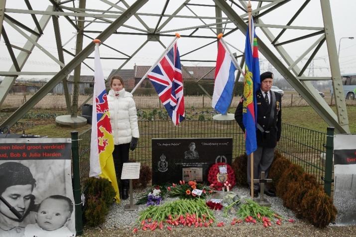 De Toermalijn herdenkt bevrijding vrede en vrijheid. In het veld langs de Stationsweg in de Brachterbeek is in januari 1945 verbeten strijd geleverd.