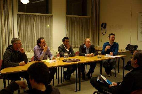 Op woensdag 16 april vond in Beuningen s avonds de raadsledenbijeenkomst plaats over Omgaan met de media. De deelnemers waardeerden deze bijeenkomst met een 7,4 en de opzet met een 7,3.