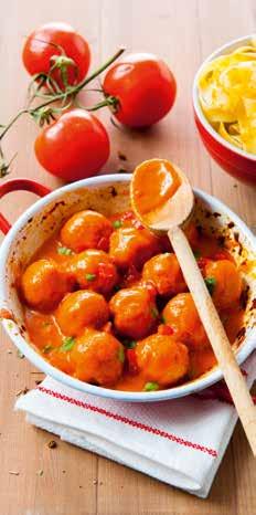 Kipballetjes in tomatensaus Stoofvlees Limousin met abdijbier 7130 7113 Een lekkernij voor groot en