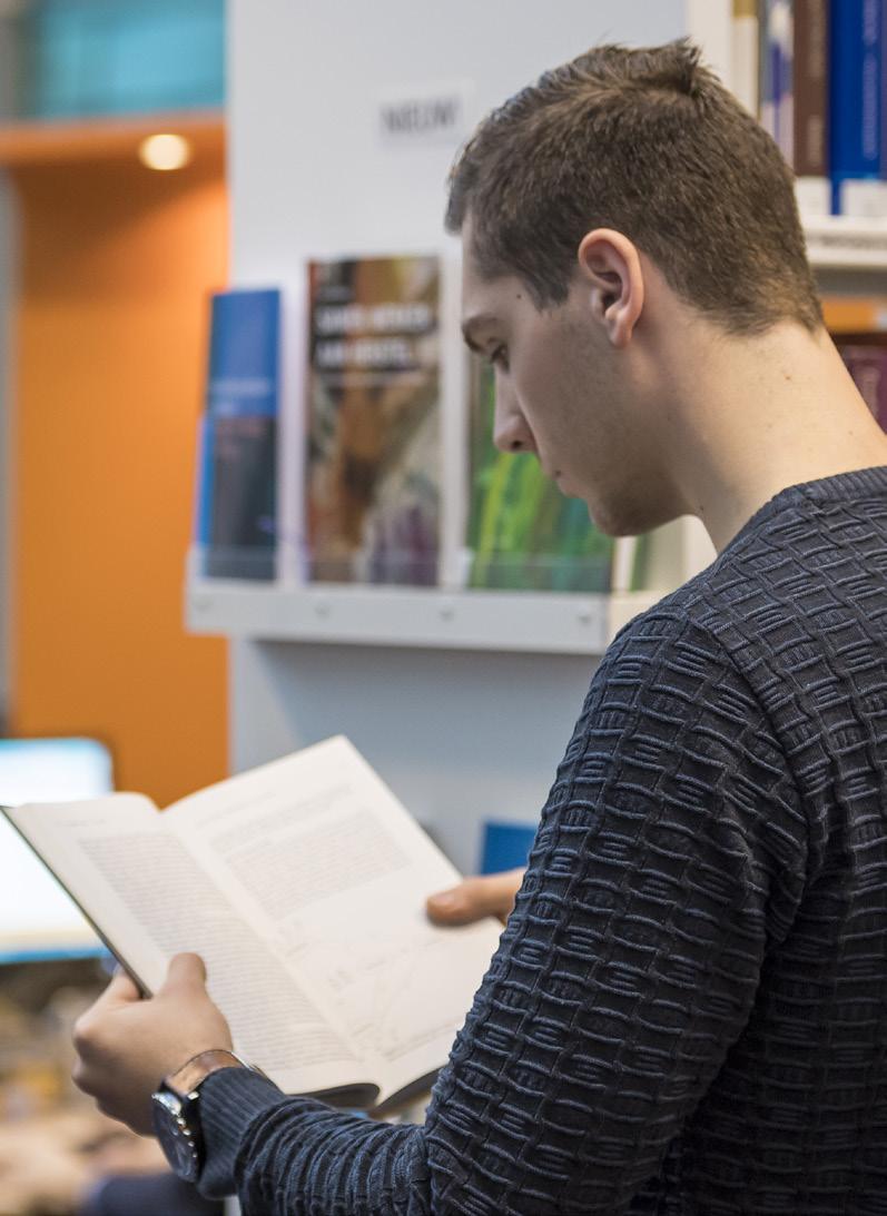 krijgt de cliënt ook medicijnen om zijn klachten te verminderen. Als het de cliënt niet lukt om alle dagelijkse dingen te regelen, kan het wijkteam daarbij ondersteunen.