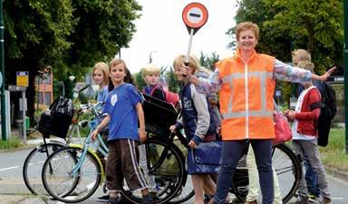 VVN Verkeersouders en Verkeersbrigadiers Onderzoek toont aan dat ouders op scholen waar een VVN Verkeersouder actief is, een veiliger gevoel hebben over de verkeerssituatie bij de school.