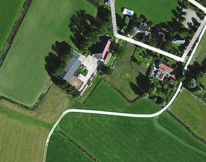 Inleiding Voorliggend bestemmingsplan omvat het perceel Tsjerkebuorren 7 te Itens. Hier bevindt zich een voormalig agrarisch bedrijf.