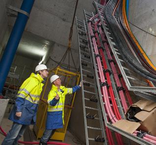 Vervolgens heeft de VREG op grond van het overgemaakte dossier, op 29 september 2015 beslist om de termijn van aanwijzing als beheerder van het aardgasdistributienet voor IMEA te hernieuwen voor een