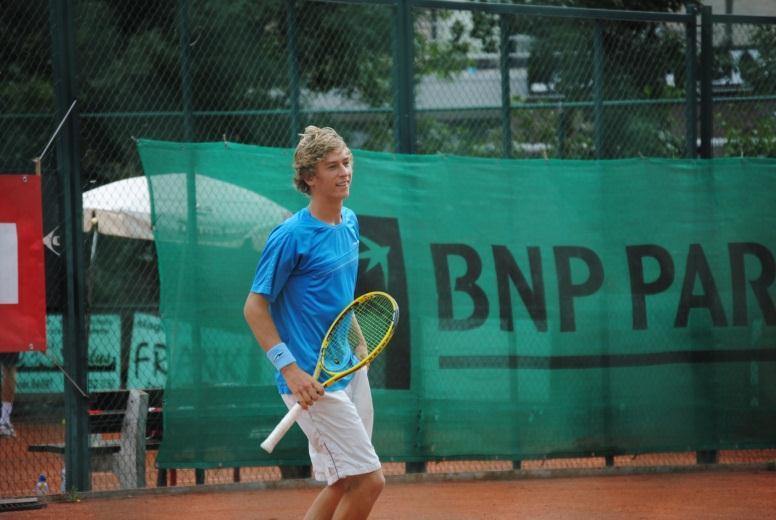 Kimmer Coppejans Rising Star Team 2012 Current singles ranking : 1008 ITF Junior Ranking : 1 Age : 18 (07/02/1994) Place of birth : Oostende, BE