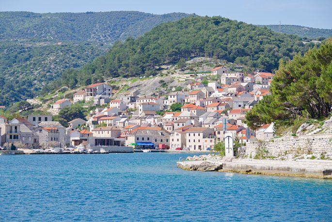 Dag 7: Makarska Pucisca (Brac) Split (vrijdag) Uw ontdekkingsreis loopt bijna ten einde, maar niet getreurd: vandaag maakt u kennis met Pucisca, het grootste kustdorp op het eiland Brac.