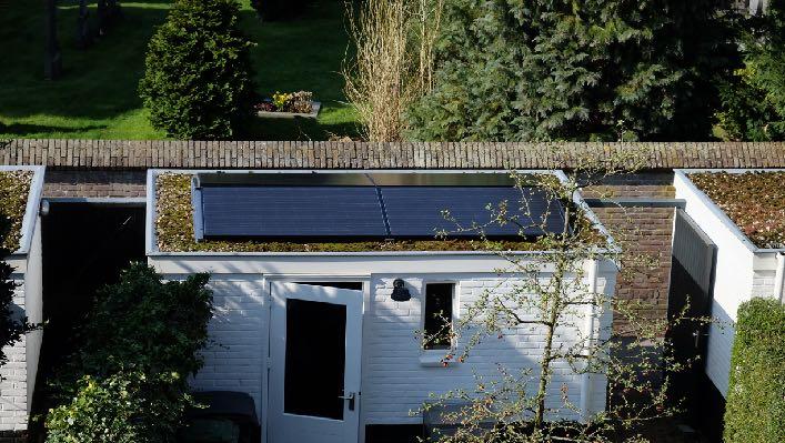 Zelf energie opwekken Zonnepanelen op dak berging toegestaan door