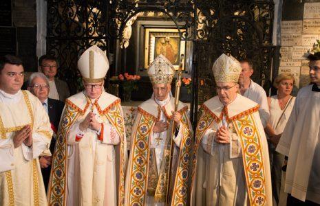Kardinaal Eijk sprak over Humanae vitae op internationaal artsencongres In Zagreb (Kroatië) vond vorige week het 25 ste internationale congres plaats van de internationale rooms-katholieke