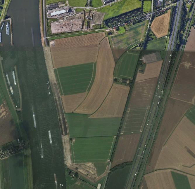 Pagina 13/60 Figuur 3.1 Plangebied Dordtse Kil IV. Bron: Google Earth. Het bouwprogramma bestaat uit verschillende type bedrijfsgebouwen.