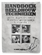Beelden van Speksteen Justia Heijkoop Toegankelijk boek waarin de basistechnieken van speksteen worden uitgelegd.