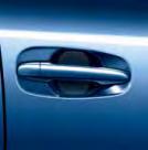 Om u te helpen parkeerschades te vermijden, is de Avensis uitgerust met parkeersensoren die u waarschuwen voor obstakels.
