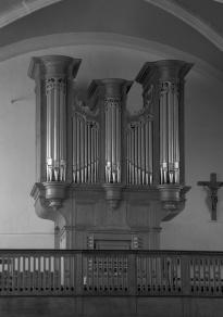 1769 1771 Heinrich Möseler, Luik 1981 Nieuw orgel in oude kas door Verschueren, Heythuysen Grand Orgue Fourniture Cornet Trompette [C f3] Positif Nazard Tierce [C f3] 3' Pédal Soubasse [C f1] Arno