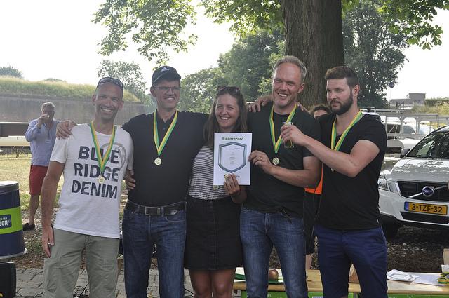 Het puntroeien (Kolonel Mike) werd voor 7,3 km voor rekening genomen door Yves, Koen, Markus en Ive.