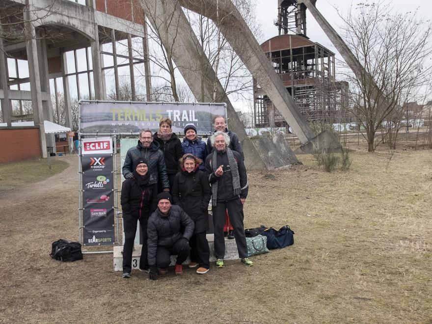 MAASMECHELEN Terhills Trail 20 km in Belgisch Limburg. Zaterdag 9 december 2017 Als wij zaterdagmorgen om 7:00 uit Oosterbeek vertrekken sneeuwt het.