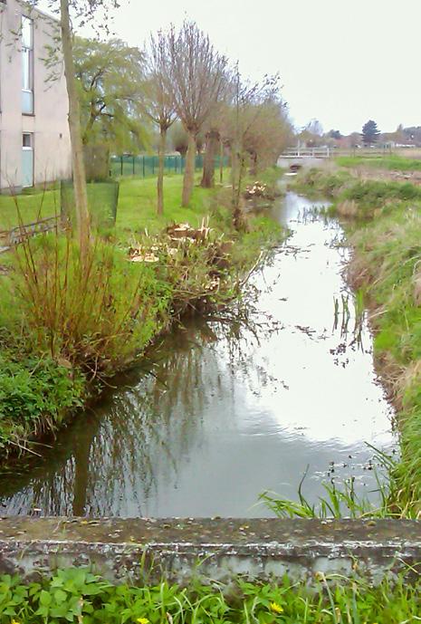 Deze regels zijn gebaseerd op volgende wetgevingen: - Wet 1967: Wet van 28 december 1967 betreffende de onbevaarbare waterlopen - Decreet IWB: Decreet betreffende het integraal waterbeleid van 18