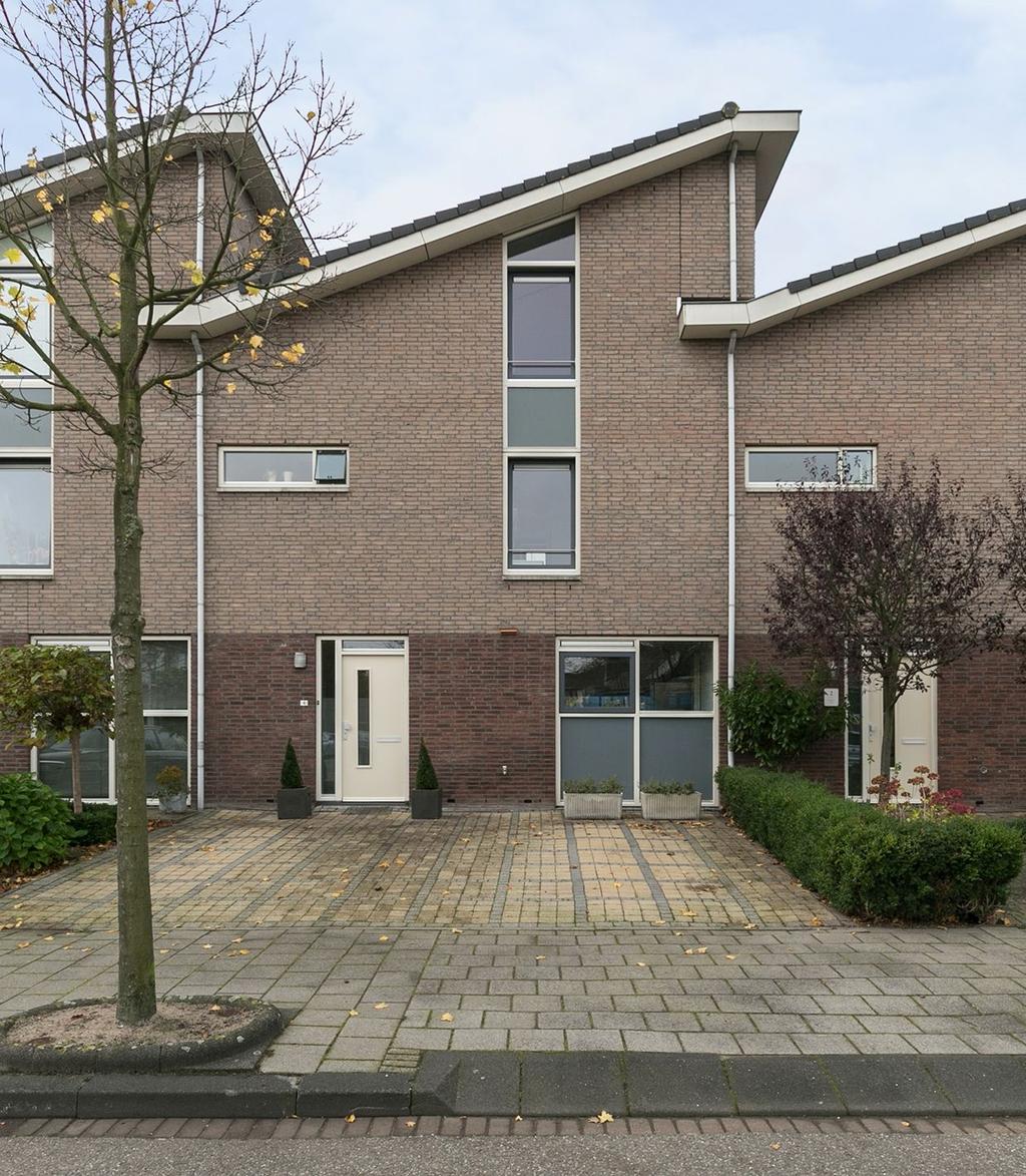 TE KOOP 315.000 K.K. De Vreij Makelaardij Zuidspuistraat 1 B 3231 AW