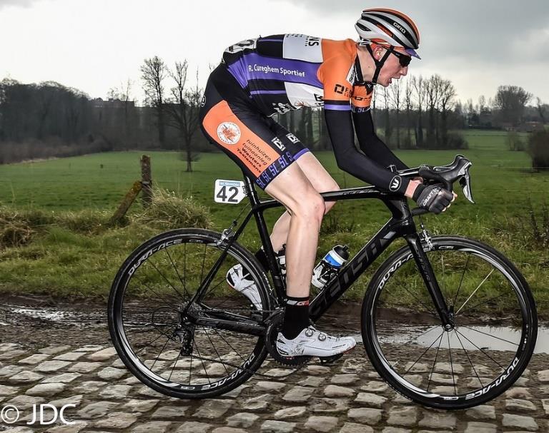 David Beernaert werd op het einde bevangen door de koude en Robbe Ceurens reed lek op een slecht