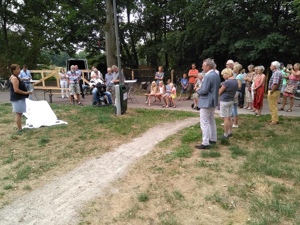 Keisteen op hoek van den Boschgrond