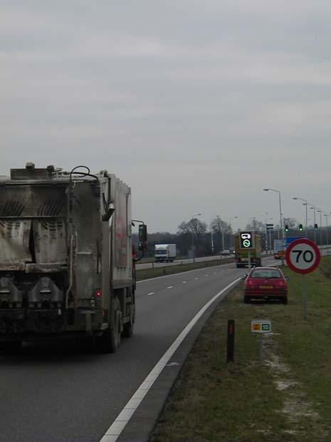 Bijlage 5: Enquête vrachtwagen chauffeurs De provincie Noord-Brabant en Transport Logistiek Nederland zijn geïnteresseerd in uw mening over de werking en wijze van communicatie van het proefproject