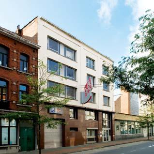 Beschrijving : Hotel met 40 kamers en suites, allemaal verschillend en ruim, uitgerust met alle moderne comfort, maar met behoud van de historische charme.