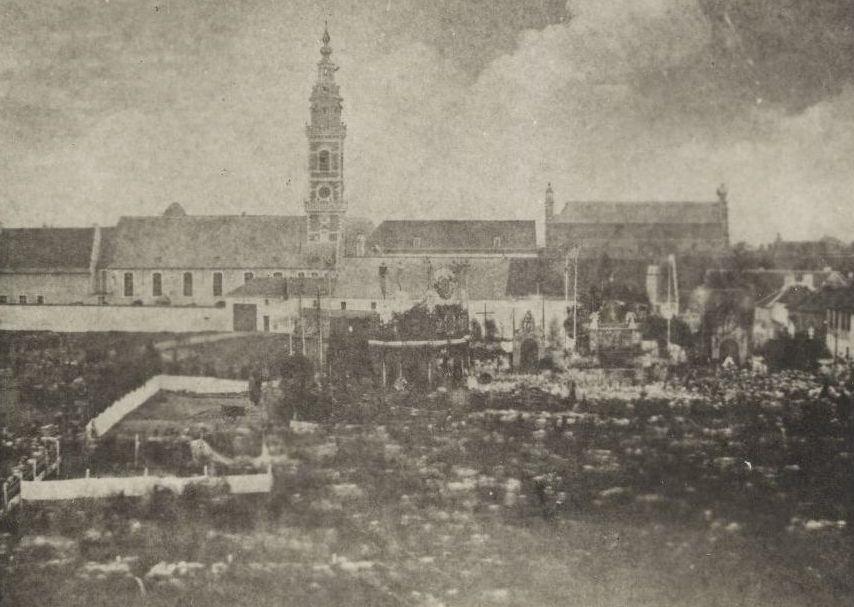 de foto is van 1850 want het toon de start van de nieuwe St Annakerk de inwijding gebeurde op 9 juli 1866 door koning Leopold II, 13