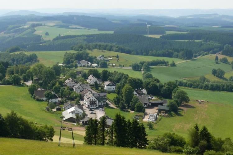 Najaarsweekend Dit event staat gepland voor vrijdag 20 t/m zondag 22 september 2019. We gaan rijden richting Sundern, Hotel Panoramablick, gelegen in het Sauerland.