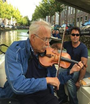 Herdenkingsconcert: Op donderdagavond vond een speciaal concert plaats ter herdenking van Inge Lobbezoo (medeoprichter en voormalig zakelijk leider van het Kamermuziek Atelier Delft).
