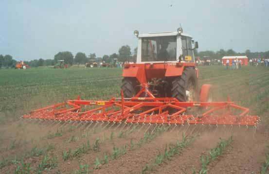 Machines voor mechanische onkruidbestrijding: Eggen na