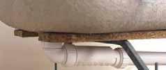 muurdoorgang - Kleur: wit eschermt koperleidingen en drainpipes tegen wrijving f te zagen op de gewenste lengte f te werken met een muurkapje Nodige booropening: Ø64 mm 350 mm 250 mm ODE Vorm L1 L2