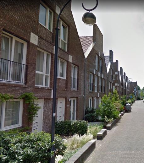 Verder naar het zuiden kan dit ook gemixt worden met woningen op de begane grond.