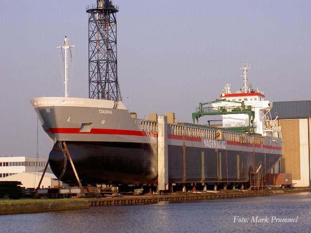 CRISTAL 9116242, 1-1996 opgeleverd door Asakawa Shipbuilding Co. Ltd. (390) als PANAM CRISTAL aan Geisel Compania Maritima S.A., Nassau-Bahamas, 5.973 BRT, 3.253 NRT, 10.