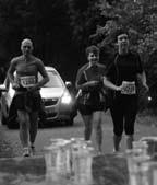 De Renners zelf zijn er minder van onder de indruk, ze doen het al hun hele leven. Vreemde vogels die Road Runners. En niet uit te roeien, want het is erfelijk.