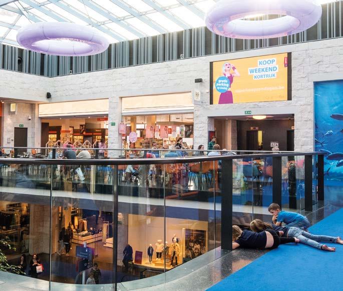 29 K IN KORTRIJK Fashionista s kunnen hun shoppinghart ophalen in K in Kortrijk.