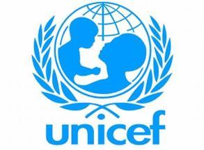 Bedankt namens Unicef Beste kinderen en ouders, Hartelijk dank voor jullie enthousiaste medewerking aan de 35 e UNICEF-loop! Die werd gelopen om Kinderen op de vlucht verder te helpen.