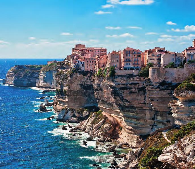 U Casone ~ Corsica JONGERENVAKANTIES JONGERENVAKANTIES Jongerenvakantie op het prachtige eiland Corsica met verschillende activiteiten en excursies.